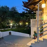 Aktipis Studios 1
